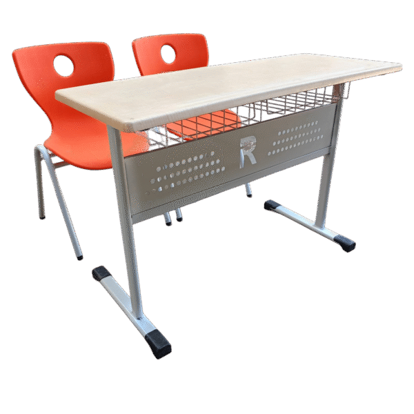 مقاعد دراسية تركية