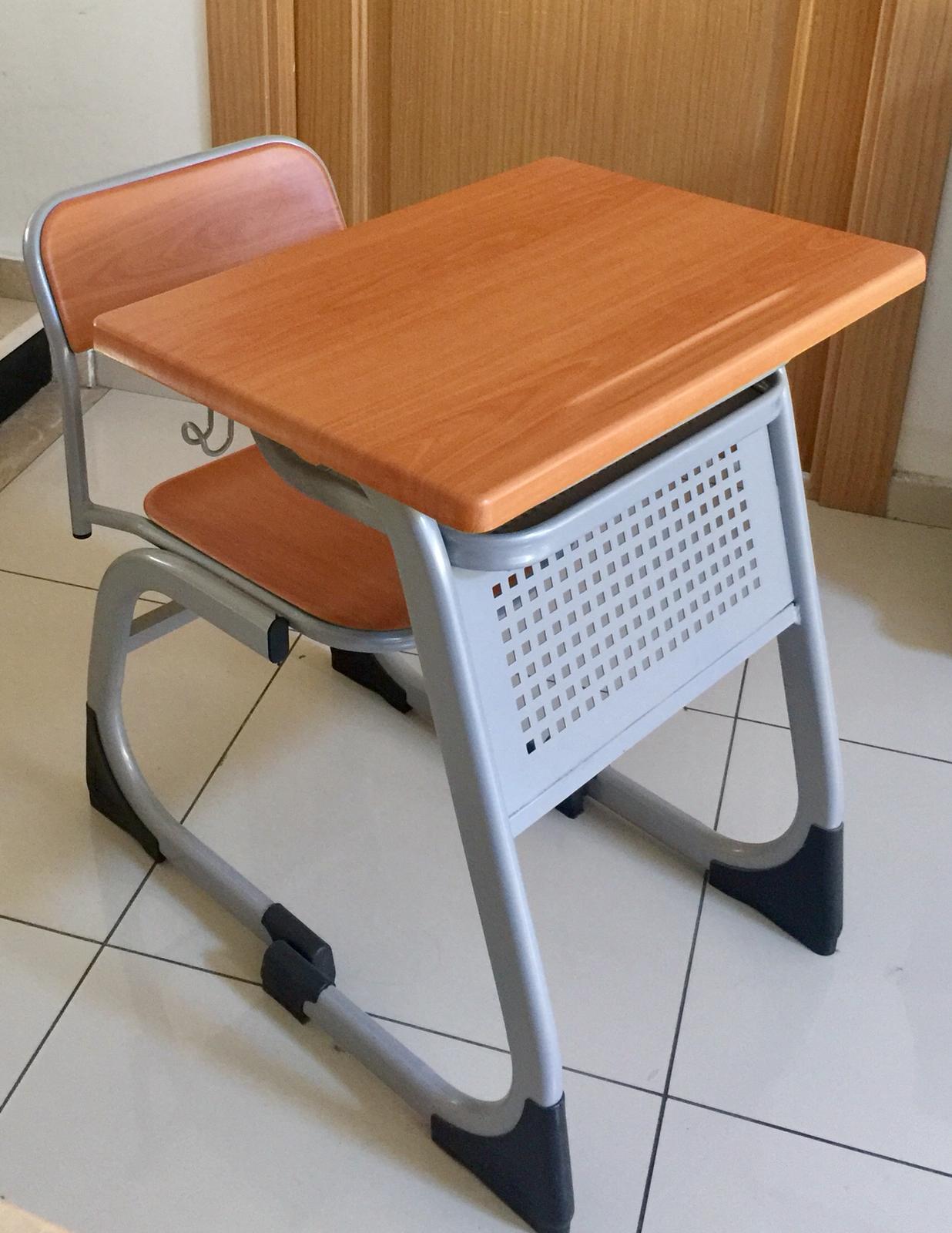 المقاعد الدراسية